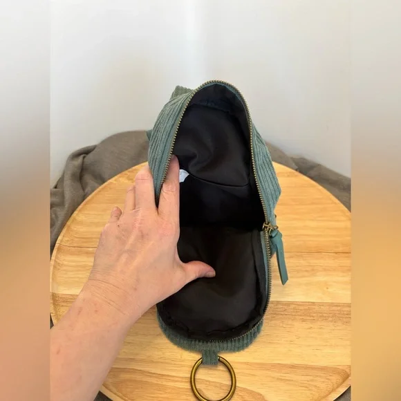 No Boundaries Teal Green Corduroy Sling Back Bag, NWT - Picture 6 of 8